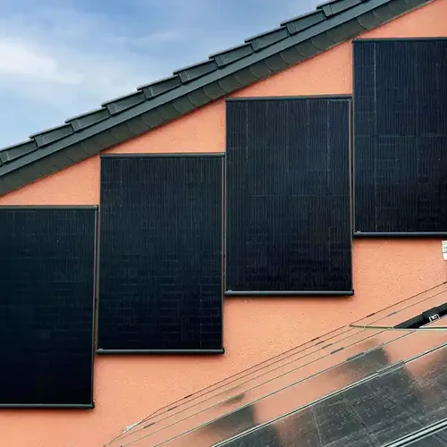 WandPV Premium verdecktes Montagesystem vertikal Komplettset für 4 PV-Module