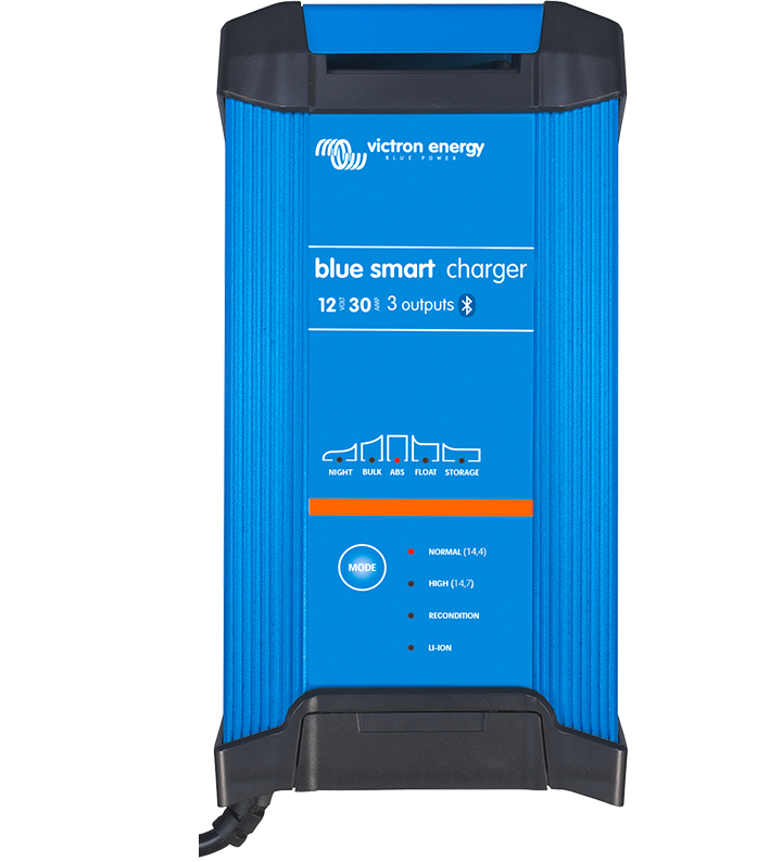 Blue Power IP22 Ladegerät 24/8 230V - 3 Anschlüsse