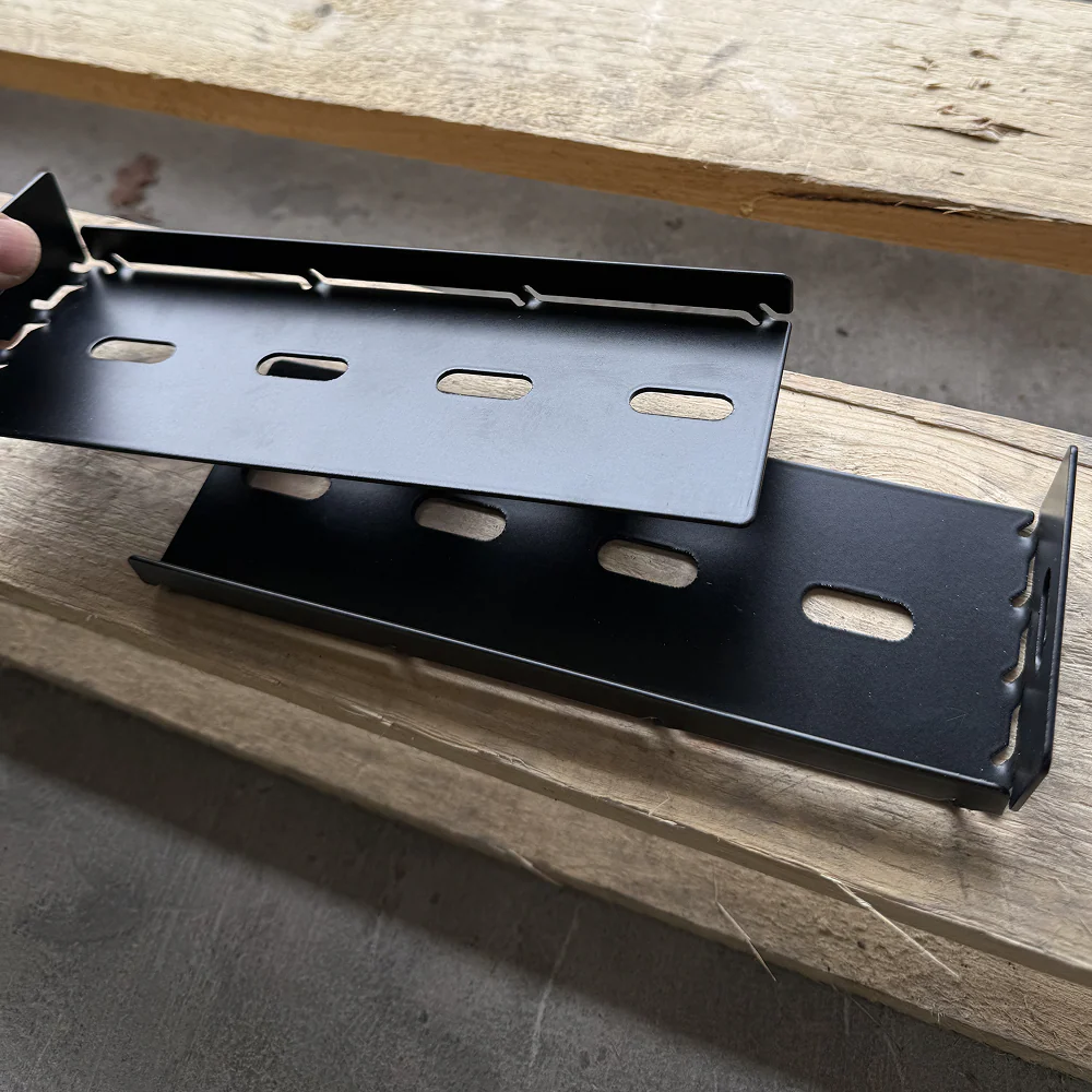 ZaunPV Flexx Montagepaket für 1 PV-Modul 10-20 Grad anwinkelbar Stahl Schwarz pulverbeschichtet