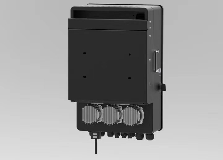 Black Edition 3 Phasen Hybridwechselrichter 15,6 kWp PV - 12 kW AC Leistung