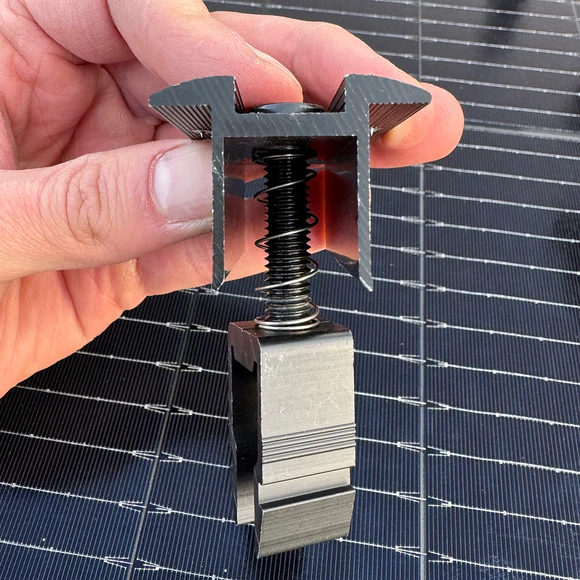 0° Flachdach Aufständerung aus Feinbeton - Set für 4 Module