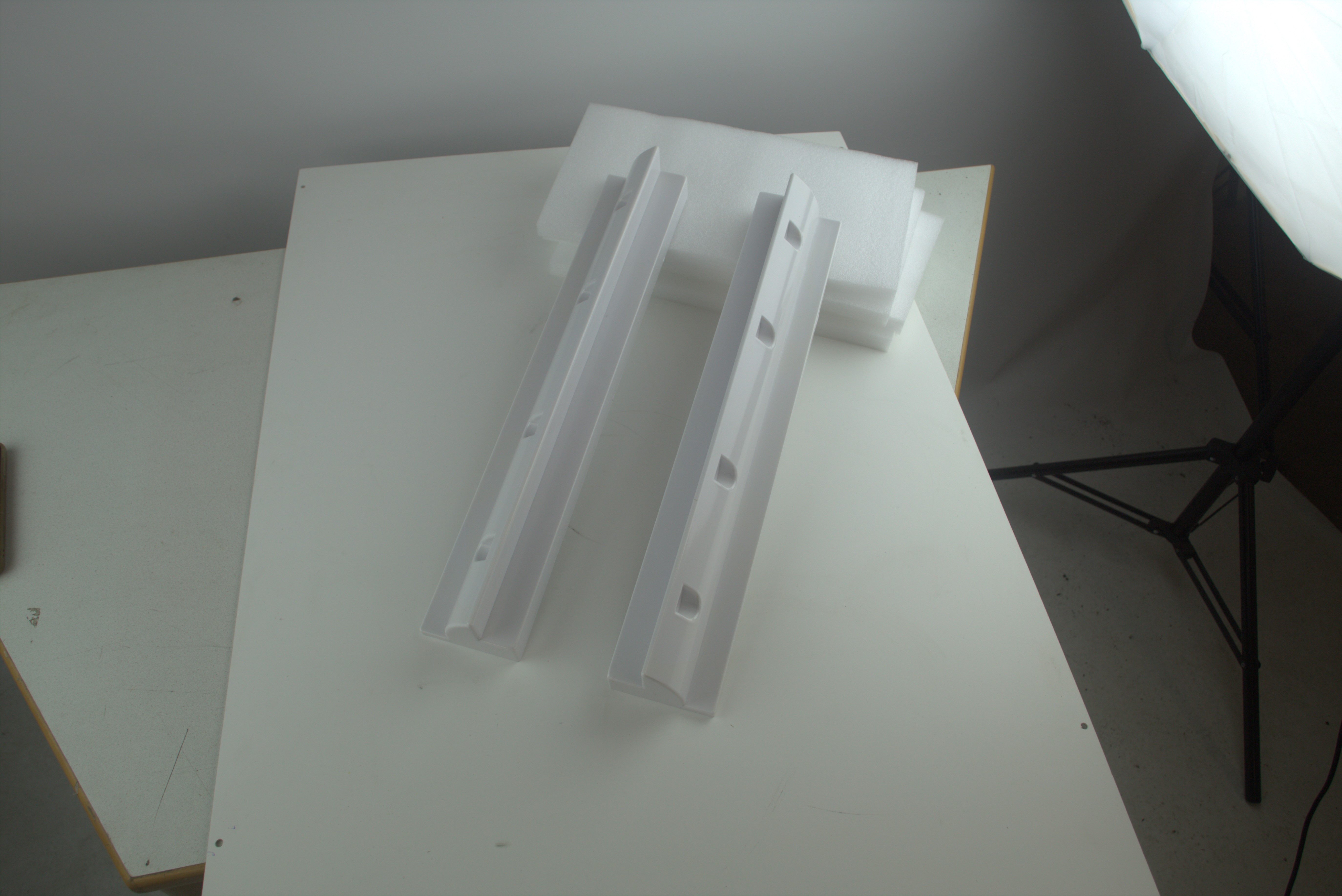 Haltespoiler Set 68cm Solarmodulhalterung ABS Kunststoff, weiß