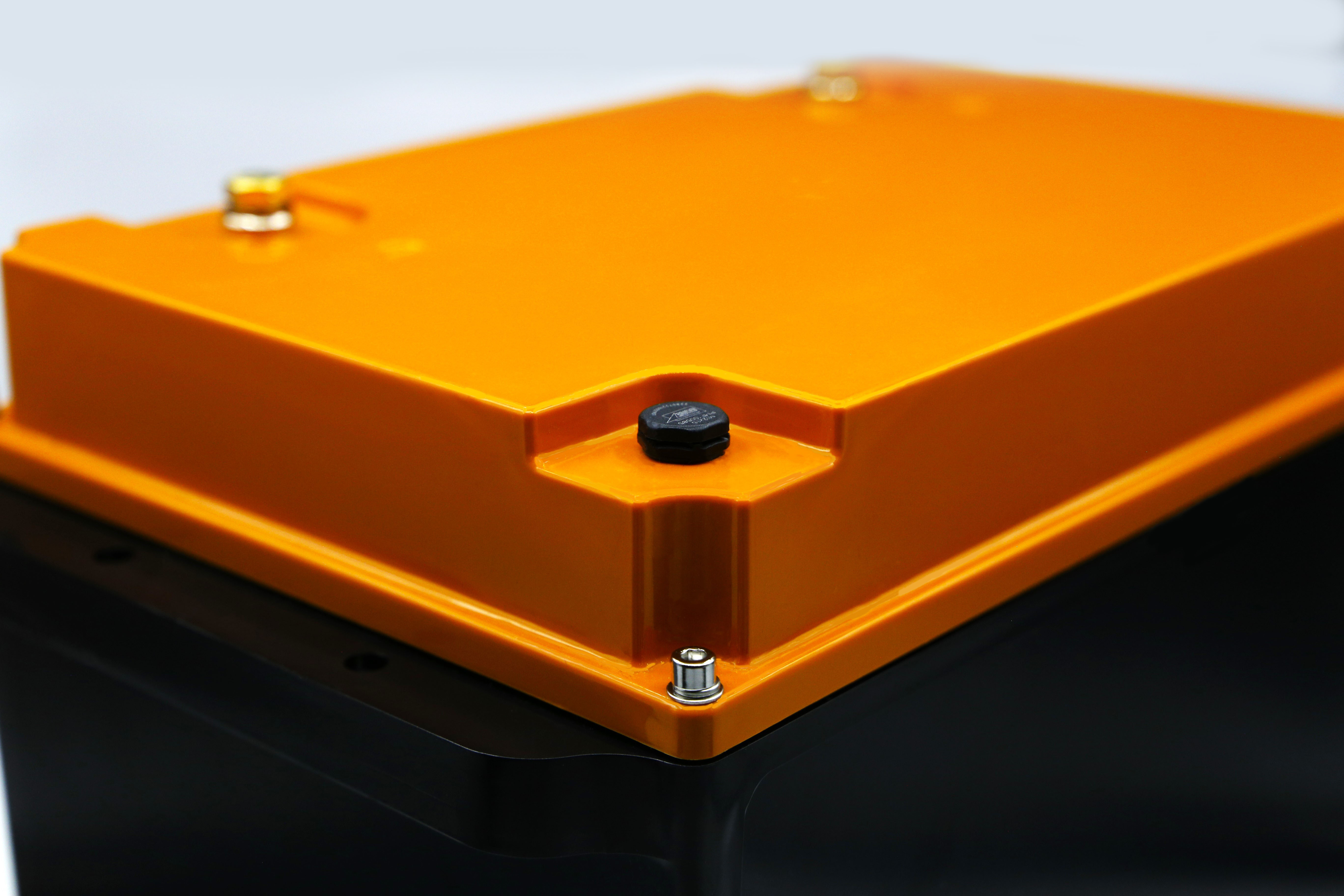LiFePO4 Lithium Batterie 12,8V 200Ah Arctic Marine mit Bluetooth 