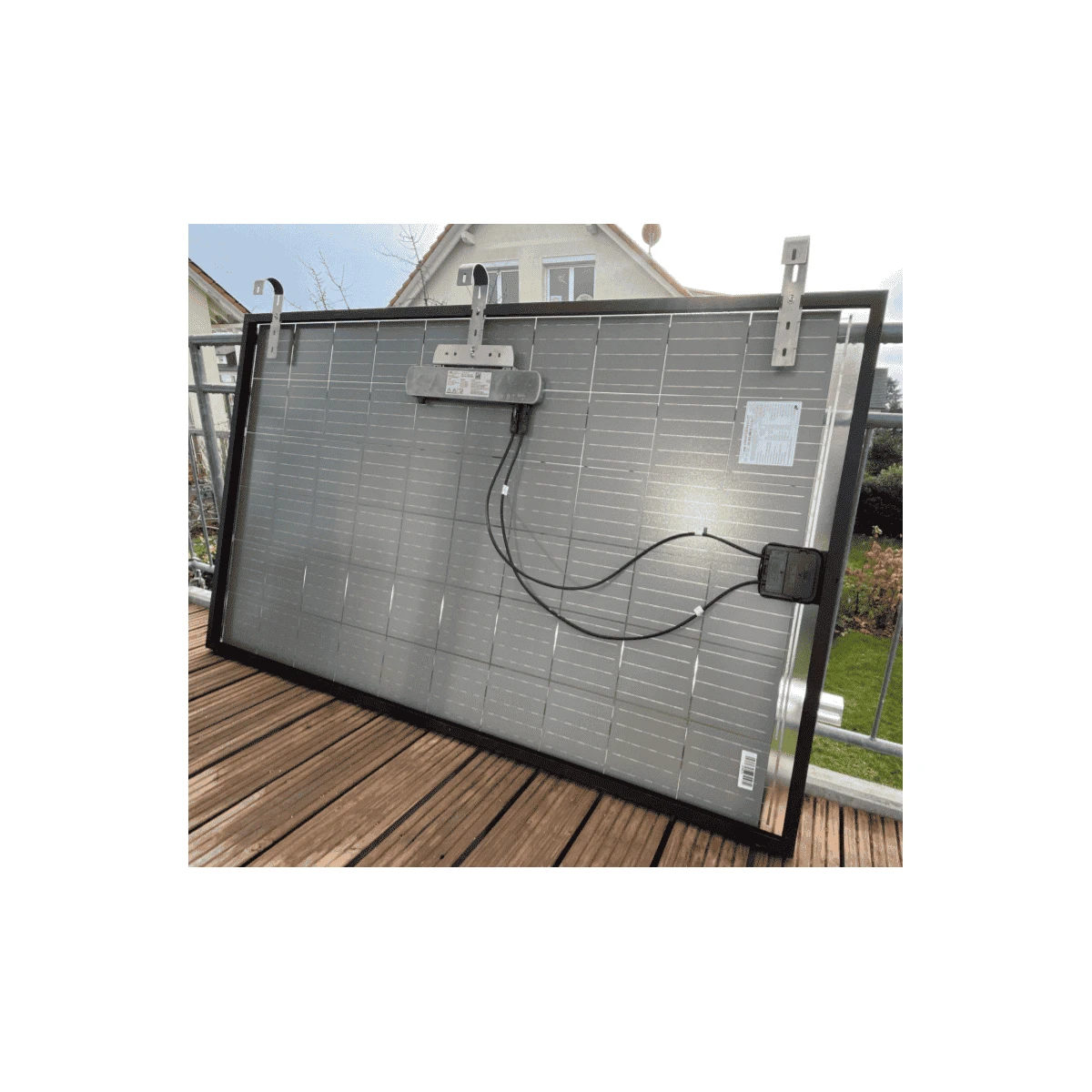 PV-Halterung für Gitter-Balkon mit senkrechten runden Handgriffen (Typ R) für 2 Module